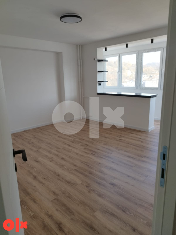 Prodajem 67 m2 SLATINA 15