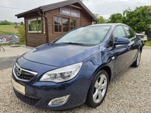 OPEL ASTRA J 1.6 BENZIN 85KW / 2010.GOD / ALU 18" / DIG. KLIMA /