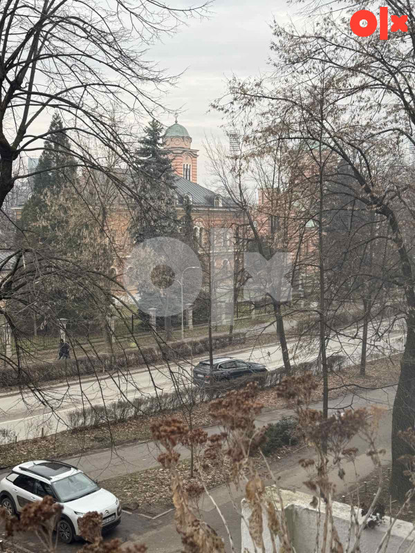 Poslovni prostor 70m2 - Aleja Svetog Save 2