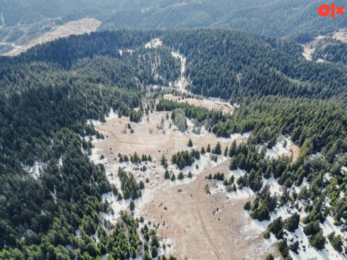 ZEMLJISTE  RAVAN DIO 4 KM OD VARESA, 68 DULUMA( video-Dron) 3