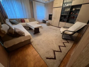 Stan Ilidža/80m2/Pejton/ul.Josipa Slavenskog