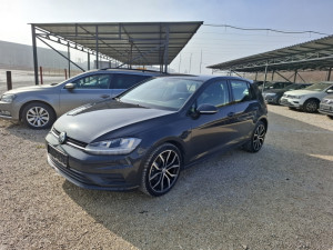 VW Golf 7,5 COMFORT 1,6 TDI 85 KW 111 HILJADA km TEK UVEZEN