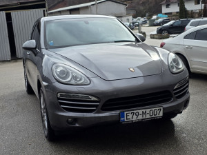 Porsche Cayenne 2011 3.0 TDI REGISTROVAN 6/2026