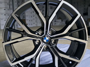 ALU FELGE BMW 19 X(8-9) ET30-44 5X112