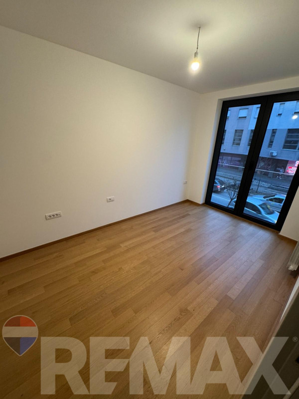 Četverosoban stan kod Venecija mosta - 95m2 3