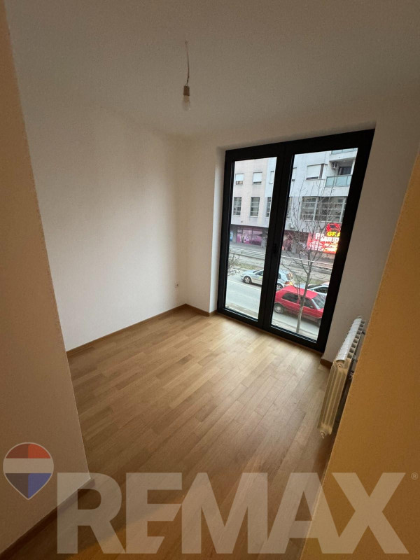 Četverosoban stan kod Venecija mosta - 95m2 4