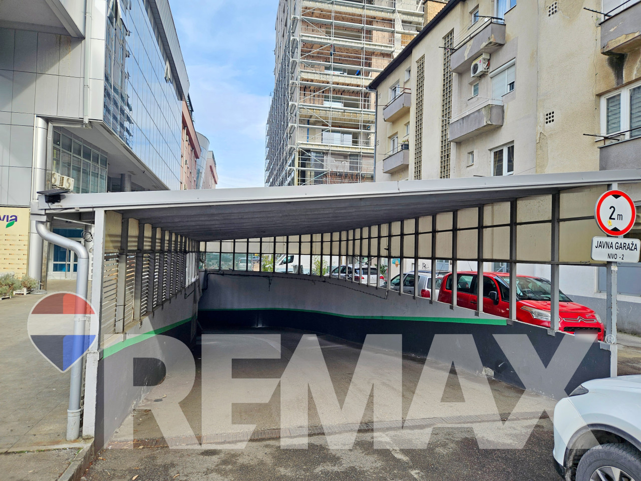 Garažno parking mjesto 16m2 - Centar 3