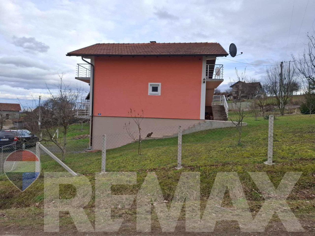 Na prodaju kuća sa dvije etaže, Veliko Blaško 7