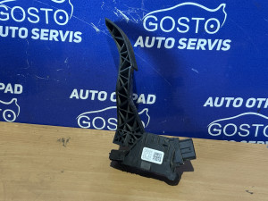 PAPUCICA GASA SKODA OCTAVIA 2014 1.6 TDI 5Q1721503F 15553