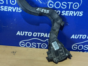 PAPUCICA GASA PASSAT 5+ 8D1721523J 15555