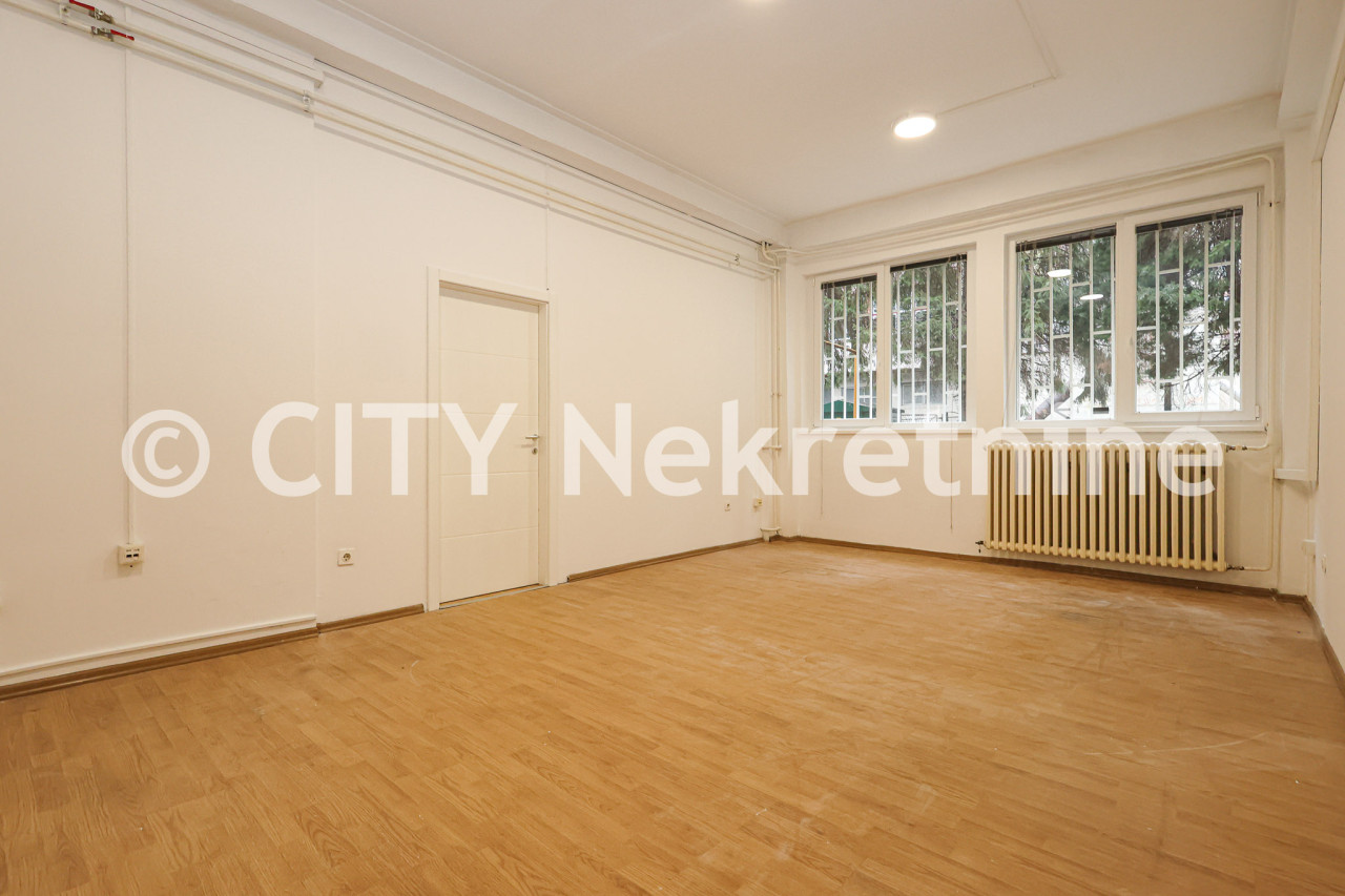 Poslovni prostor - Novo Sarajevo - Vilsonovo šetalište - 100 m2 2