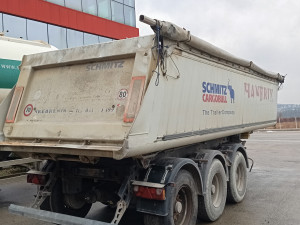 Prikolica-poluprikolica Schmitz