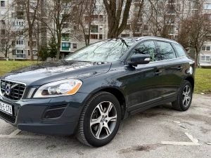 VOLVO XC60 2.4D AWD D5 Automatic/Navi/Xenon/panorama