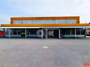 Poslovni objekat Gradiška 833m2
