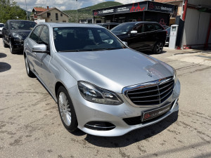 MERCEDES BENZ E 220 CDI