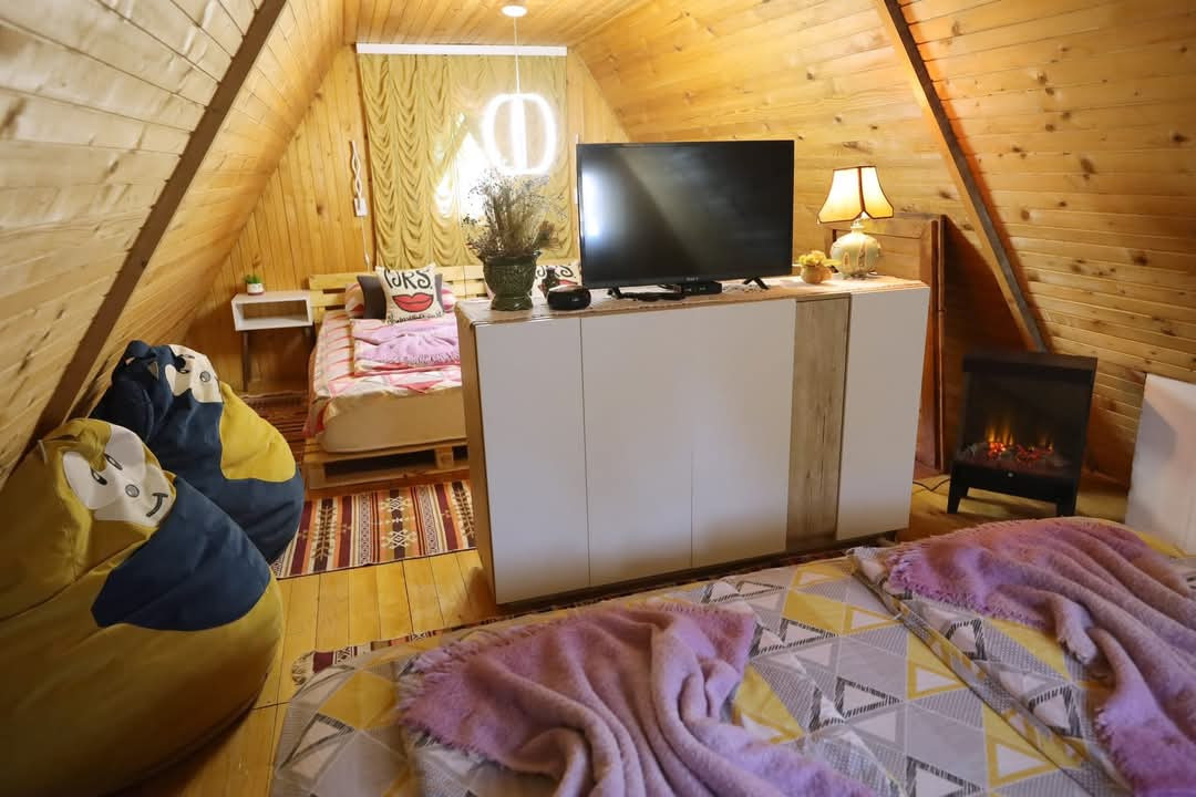 Vikendica / kuća / 42m2 / na parceli 1.000m2 / Sumbulovac / Mokro 7