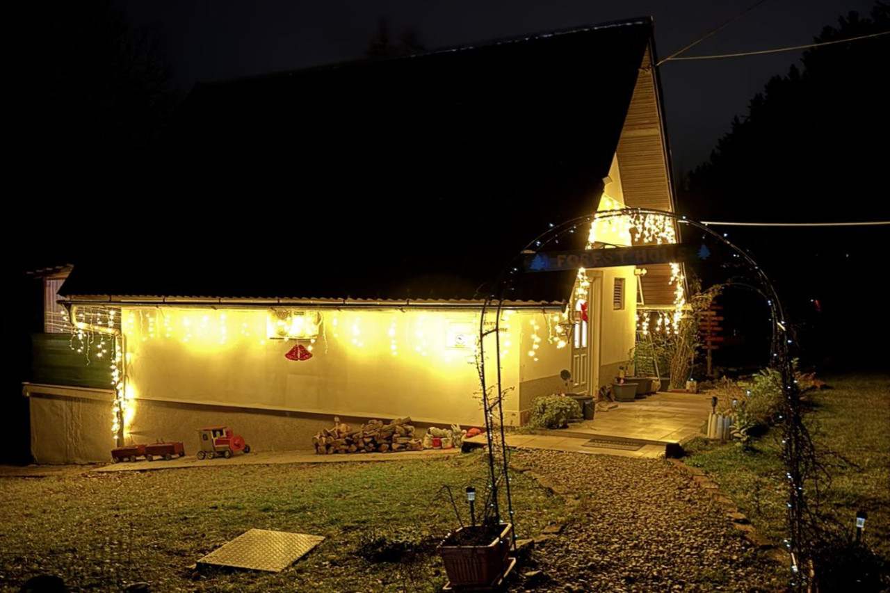 Vikendica / kuća / 42m2 / na parceli 1.000m2 / Sumbulovac / Mokro 26