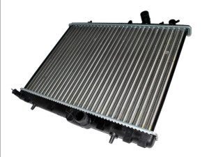 HLADNJAK VODE Peugeot 407 1.6 HDI 04 -