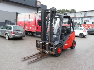 Viljuškar LINDE H30D-01 23000KM + PDV