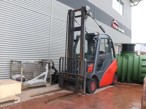 Viljuškar LINDE H20D-01 21000KM + PDV