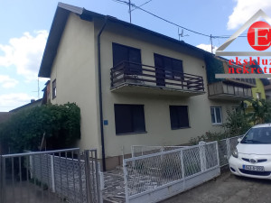 - CENTAR Kuća sa garažom i pomoćnim objektima - ID 4287/ZP