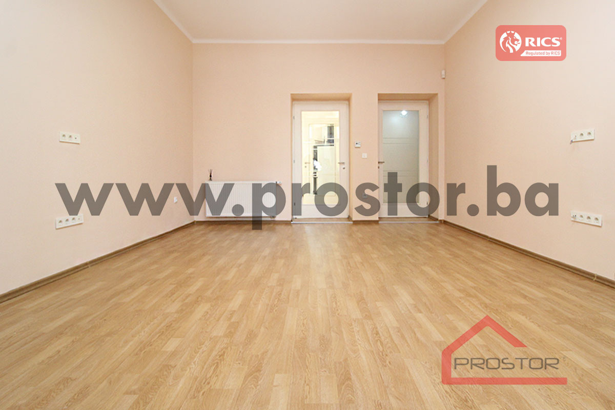 PROSTOR prodaje: Trosoban stan, 91m2, Centar 4