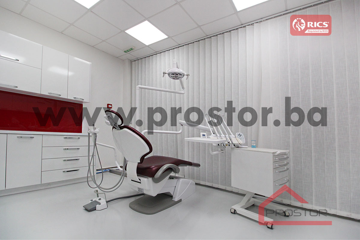 PROSTOR izdaje: Poslovni prostor, 95m2, Stup