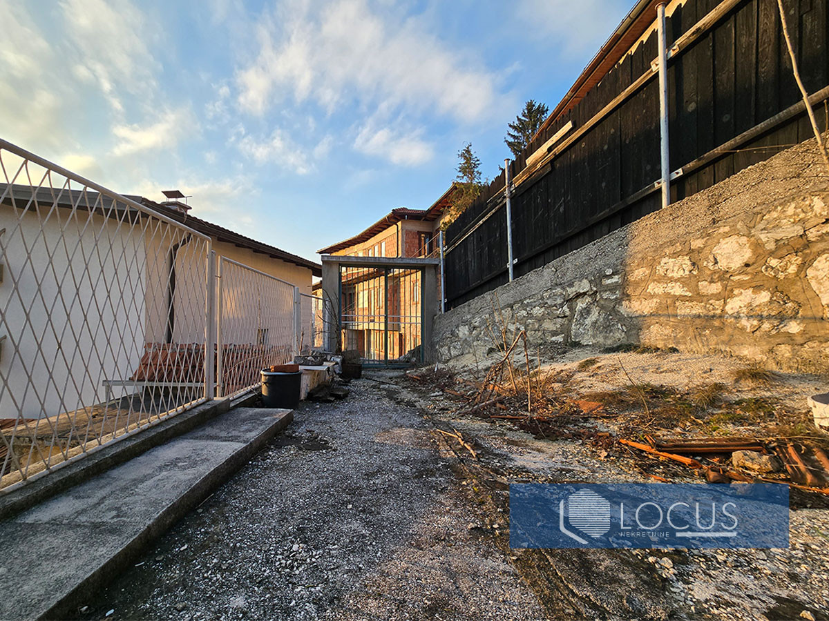 LOCUS: Kuća sa prelijepim pogledom, Stari Grad 15