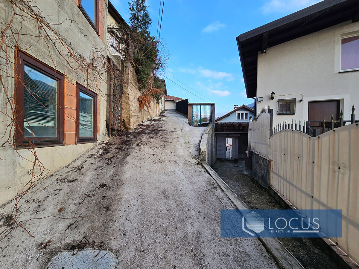 LOCUS: Kuća sa prelijepim pogledom, Stari Grad 19