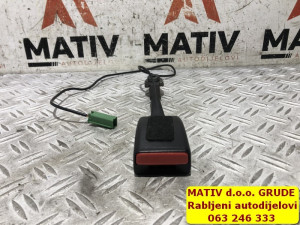 Utikač pojasa LIJEVI Volvo V40 2013 8632604