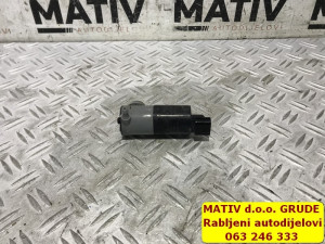 Pumpica za brisače pranje farova Volvo V40 2013 121227A