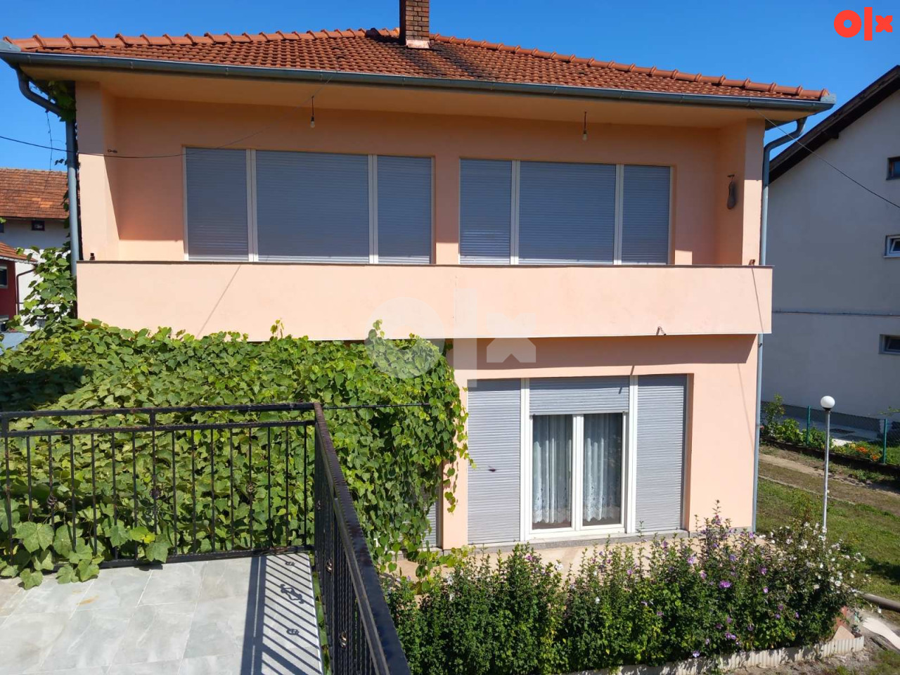 Kuća Bosanska Krupa 200m2 tel. 062-293-138