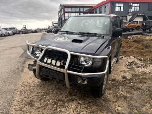 Mitsubishi Pajero 2.5 TDI dijelovi motor mjenjac