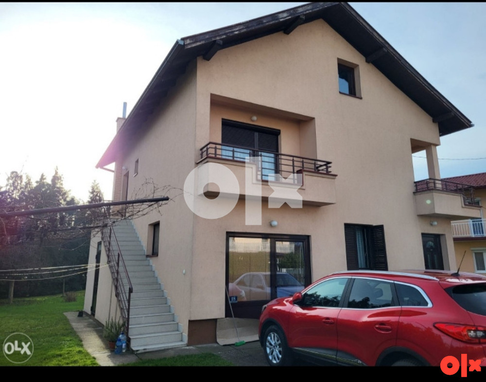 Kuća Laktaši, 180m2, extra lokacija, plac 1.000 m2