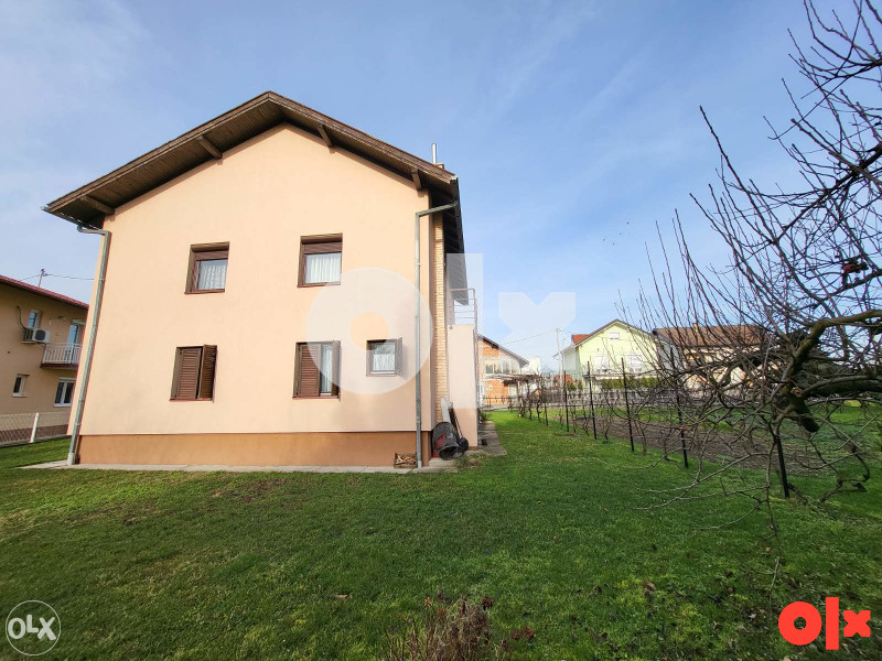Kuća Laktaši, 180m2, extra lokacija, plac 1.000 m2 3