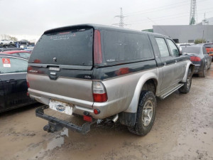 Mitsubishi l200 2.5 TDI dijelovi motor mjenjac