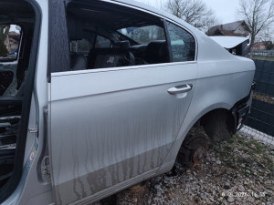 Zadnja lijeva vrata Passat 7 limuzina