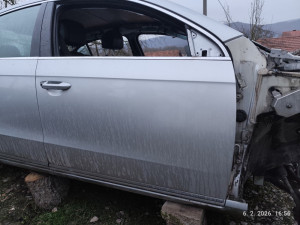 Prednja desna vrata Passat 7