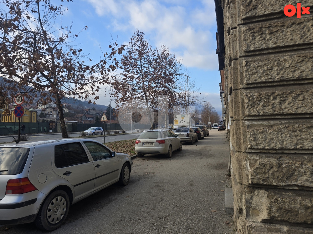 Poslovni prostor Zenica 25m2, strogi centar! 4