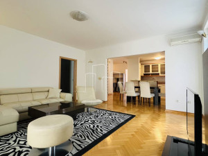 Četverosoban stan sa garažom za najam Skenderija Centar