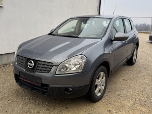 Nissan Qashqai registrovan do 13.05.2026 senzori dvozonska