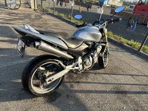 Honda hornet 600