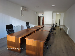 Kvalitetni kancelarijski  stolovi