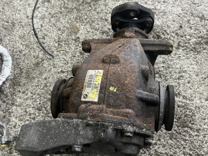 Zadnji diferencijal bmw e90 e91 3.23