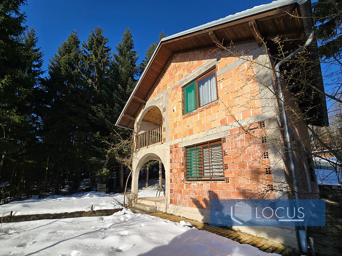 LOCUS: Vikendica u preljepom okruženju, Vlakovo, Ilidža 2