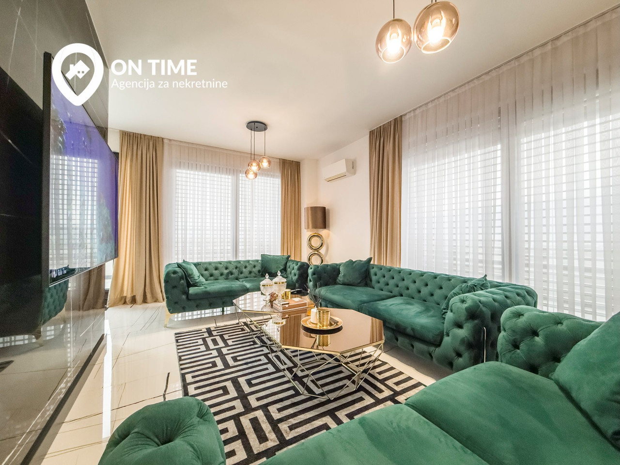 ON TIME prodaje: Luksuzan Penthouse Bulevar 122m2 2