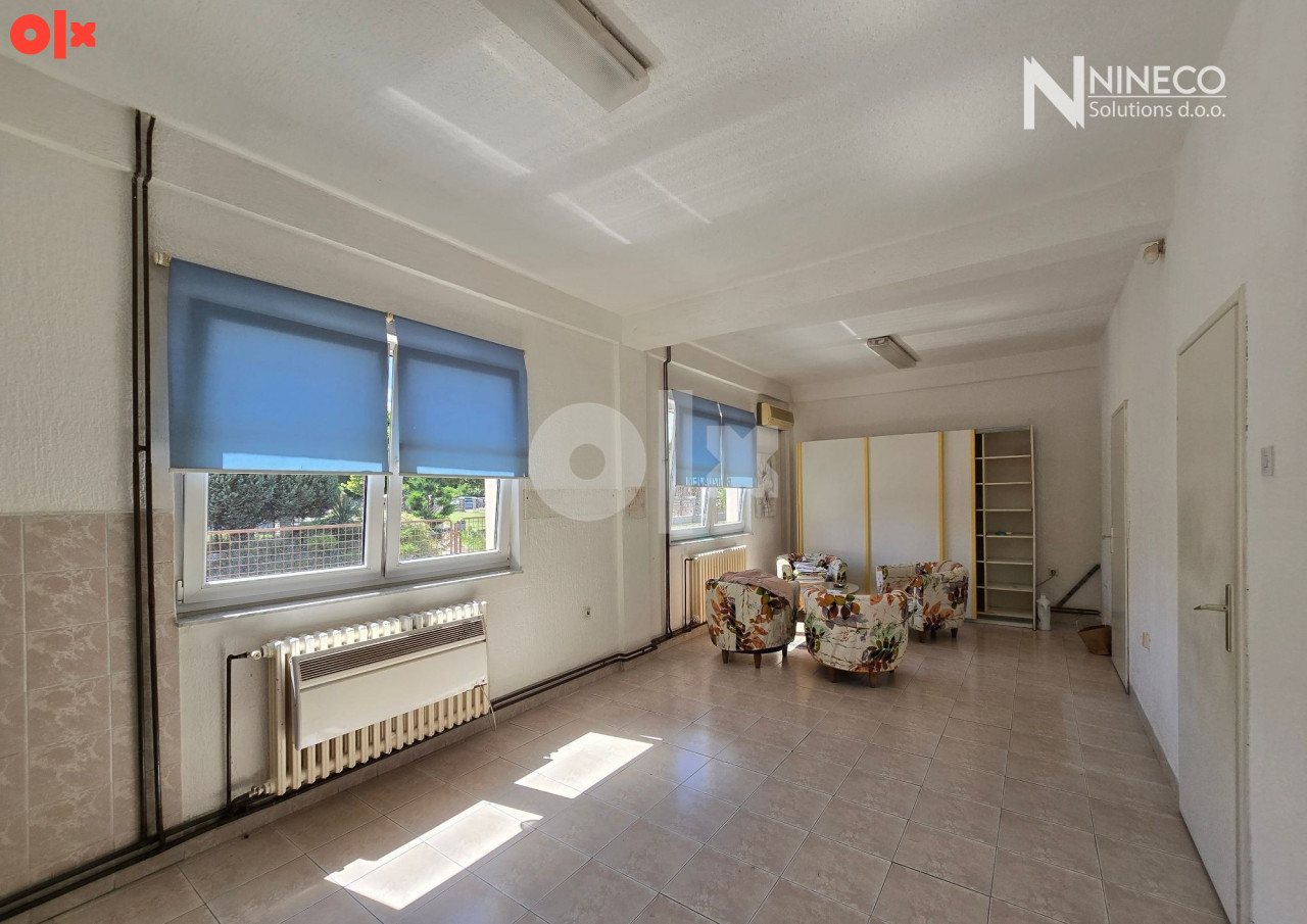 POSLOVNI PROSTOR - LAKTAŠI - 100 m2 2