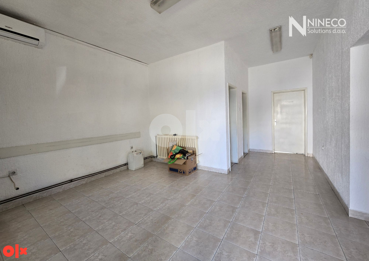 POSLOVNI PROSTOR - LAKTAŠI - 100 m2 9