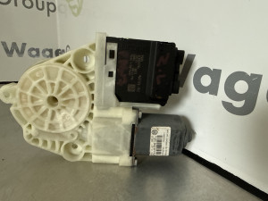 Motoric podizaca zadnji lijevi Volkswagen Passat 7 (fotografija 2)