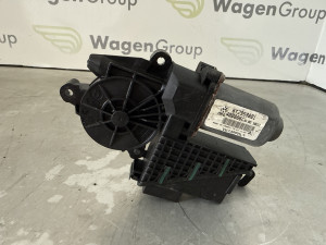 Motoric podizaca stakla prednji desni Volkswagen Polo 9N (fotografija 2)